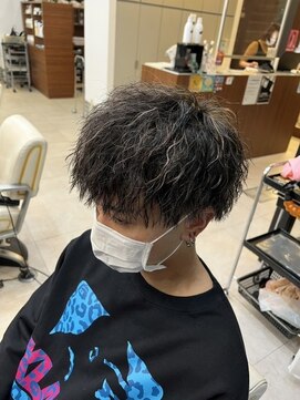 ヘアーアンドエステ ハラダ 滝ノ水店(Hair&Esthe Harada) ツイスパハイライト