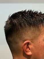 クローバー(CLOVER)&nbsp;心斎橋　小林広明　ショート　ベリーショート