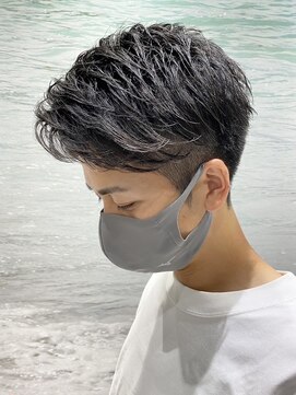 ヨシザワインク ハコザキ 水天宮前 日本橋人形町(YOSHIZAWA Inc.HAKOZAKI) マスクに似合う爽やかツーブロックビジネスアップバング理容室