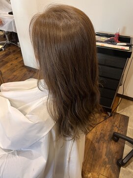 ヘアーサロン アモル(HAIR SALON Amor) カーキアッシュカラー