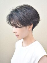 ヘアスタジオヘーフリヒ(HAIR STUDIO HoFLICH)