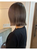 ビスクヘアデザイン(bisq hair design)&nbsp;外はねボブ　きりっぱなし　韓国風　髪質改善トリートメント