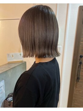 ビスクヘアデザイン(bisq hair design) 外はねボブ　きりっぱなし　韓国風　髪質改善トリートメント