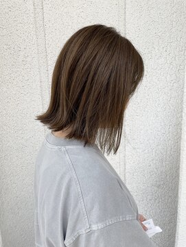 トリート 船堀店(TREAT) オリーブベージュ×外ハネボブ