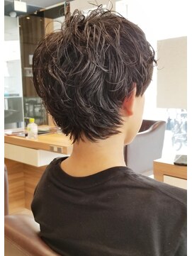 フロア(FLOOR) #ショートパーマ#黒髪ショート#ベリーショートパーマ