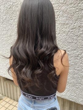 モモ(momo) ロングカールヘア