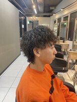 アイズ 海老名(AIZU) ツイストスパイラルパーマ ミニウルフ 縦落ちツイスト 波巻き