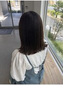オリーブベージュ