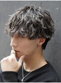 渋谷メンズハイライトカラー緩め波巻きスパイラルパーマ