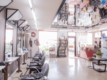 ディオンの写真/メンズカットが得意な《ディオン》。骨格・髪質・クセを見極めカット！スタイリングのしやすさが好評☆