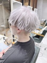 デイズ(days)&nbsp;ブリーチで作る高明度ホワイトシルバーマッシュ