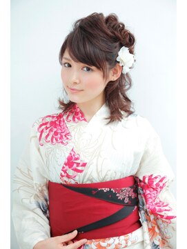 ハピネス クローバー 学園前店(Happiness CLOVER) リュクス的要素たっぷりのハーフUPが魅力的♪