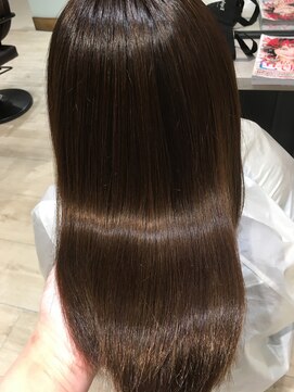 ユーフォリア 銀座本店(Euphoria) イルミナカラー&Aujuaトリートメントで最強ツヤ髪特集NO.5