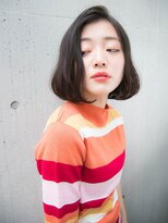 ルティア(Lutia)&nbsp;センターパート クールな黒髪スタイル