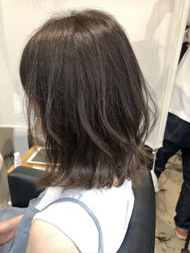 ローレンジウ(LOREN JU) 名駅/名古屋駅/学割U24/レイヤーカット/オージュア/ダブルカラー