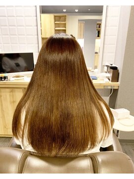 カミケンガレリア(kamiken. galleria) ナチュラル大人ロング美髪ストレート【カミケンガレリア】