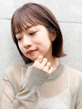 ミィ 浦和(mee) イメチェンスタイル 似合わせカット ボブ ミニボブ 外ハネ