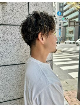 デザート(Des.Art) 【福岡警固赤坂】30代40代50代60代大人男性カット