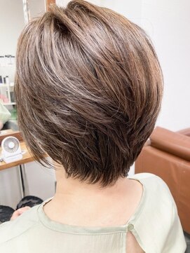 フリーズ 伊丹店(Freez) 白髪ぼかし30代40代50代60代伊丹大人ショート大人ボブ