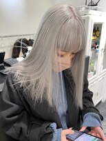 ココ 原宿(KOKO)&nbsp;10代/20代/モード/ニュアンスカラー/ミディアムストレート