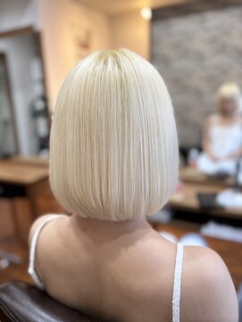 ベルナヘアー(BERNA hair) ホワイトブロンド