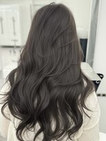 アマトウキョウスマートサロン(AMA TOKYO×Smart Salon)&nbsp;ヘーゼルベージュ　ブリーチなし　レイヤーカット　海外風