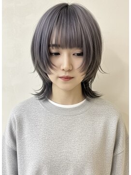 ユーフォリア 銀座(Euphoria) ウルフ/ウルフカット/ハッシュカット/シャギーウルフ担当岩崎