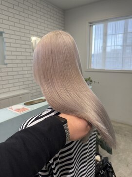 ダイアモンドリリー(Diamond Lily) 着物ヘア/ダークアッシュ/ミディアムレイヤーカット/一宮