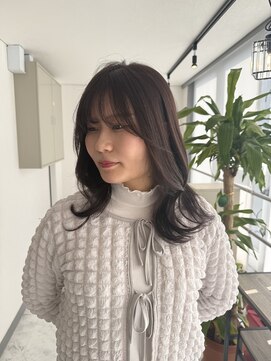 ヴィア 京都烏丸(Via) 伸ばしかけの似合わせカット