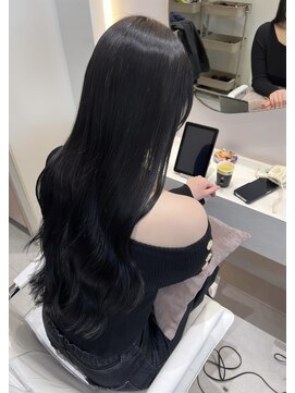 ジーナ 京都河原町(Zina) ロングレイヤーで動きをプラス！