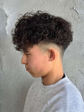 ニアウ 高崎店(Niau) MEN’S/リバースセンターパート/ニュアンスパーマ/高崎