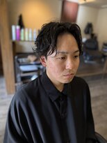 クラッキ ヘアークリエイション(CRAQUE hair creation)&nbsp;無造作な色気を楽しむセンターパート