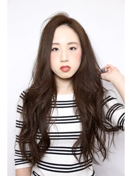 イソラブル(ISOLA-blu) 【クールビューティー】アッシュグレイ×ユルカールロング