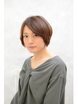 パティオンツー(PATIONN2)&nbsp;斜めバングエフォートレスモーブカラーショートボブスタイル