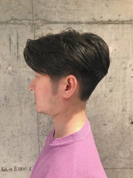 ル リヤン(Le lien) 刈り上げ　ツーブロック　シティボーイ　清潔感　ネープレス