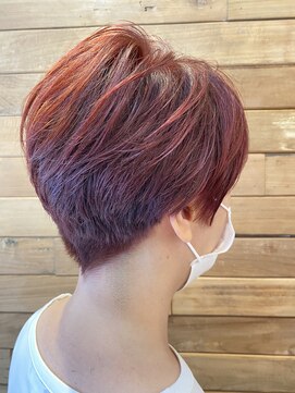 ココチヘアーサロン 艶ピンク
