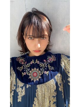 サングース(Sungoose) ミディアムヘア暗めカラーデザインカラーフェイスフレーミング