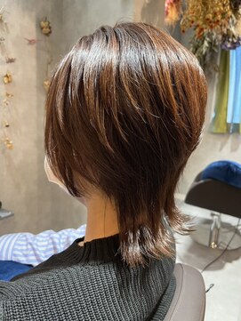 お花と犬と美容室 シャープウルフ