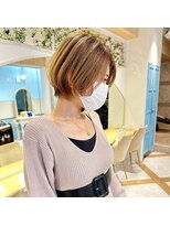 ロンド ストラーダ 心斎橋(Lond strada)&nbsp;ショート×ハイライト白髪ぼかし×シルキーベージュ[心斎橋]