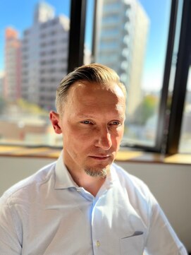 リバレッジ 広尾(Leverage) 海外大人七三フェード：Taishin  Omura