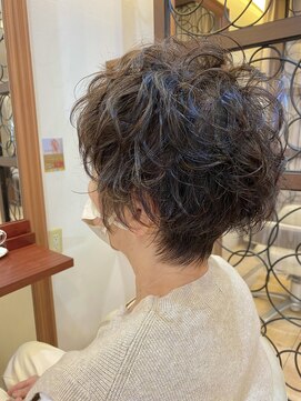 エムスリーヘアー 西千葉店(Mlll HAIR) 20.30.40.50代にオススメ　ショートパーマスタイル