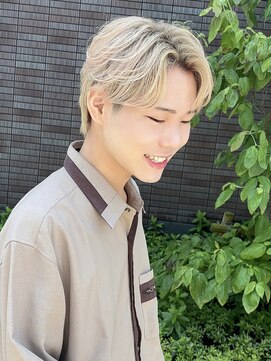 ビューエヒメ(VIEW EHIME) 韓国風センターパートシースルーバングメンズ透明感カラー