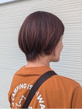 グラム 岡崎北店(gram) チェリーレッドのショートヘア