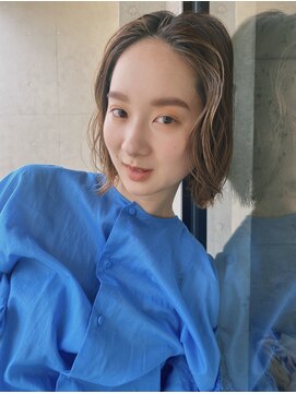 ソワ オモテサンドウ(SOIE OMOTESANDO) 【SOIE】センター分けボブ