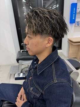 ロンド ローガン 名駅(Lond LOGAN) 名古屋メンズパーマ　ツイストスパイラル　波巻きスパイラル眉毛