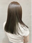オリーブグレージュ/艶/透明感