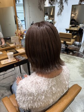 アヴァンスアンス 広島袋町店(AVANCE.ens) グレージュカラー