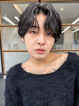 スタートウキョウ 渋谷(STAR TOKYO) こなれ感◎20代フェザーパーマ×ニュアンス暗髪