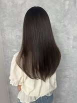 イル 天神西通り店(ill)&nbsp;20代30代ボブ/ミディアムレイヤー／グレージュ/透明感/天神/大名