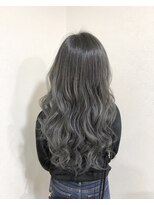 ヴィダ クリエイティブ ヘアーサロン(Vida creative hair salon) ☆デザインカラー☆グレーパール☆